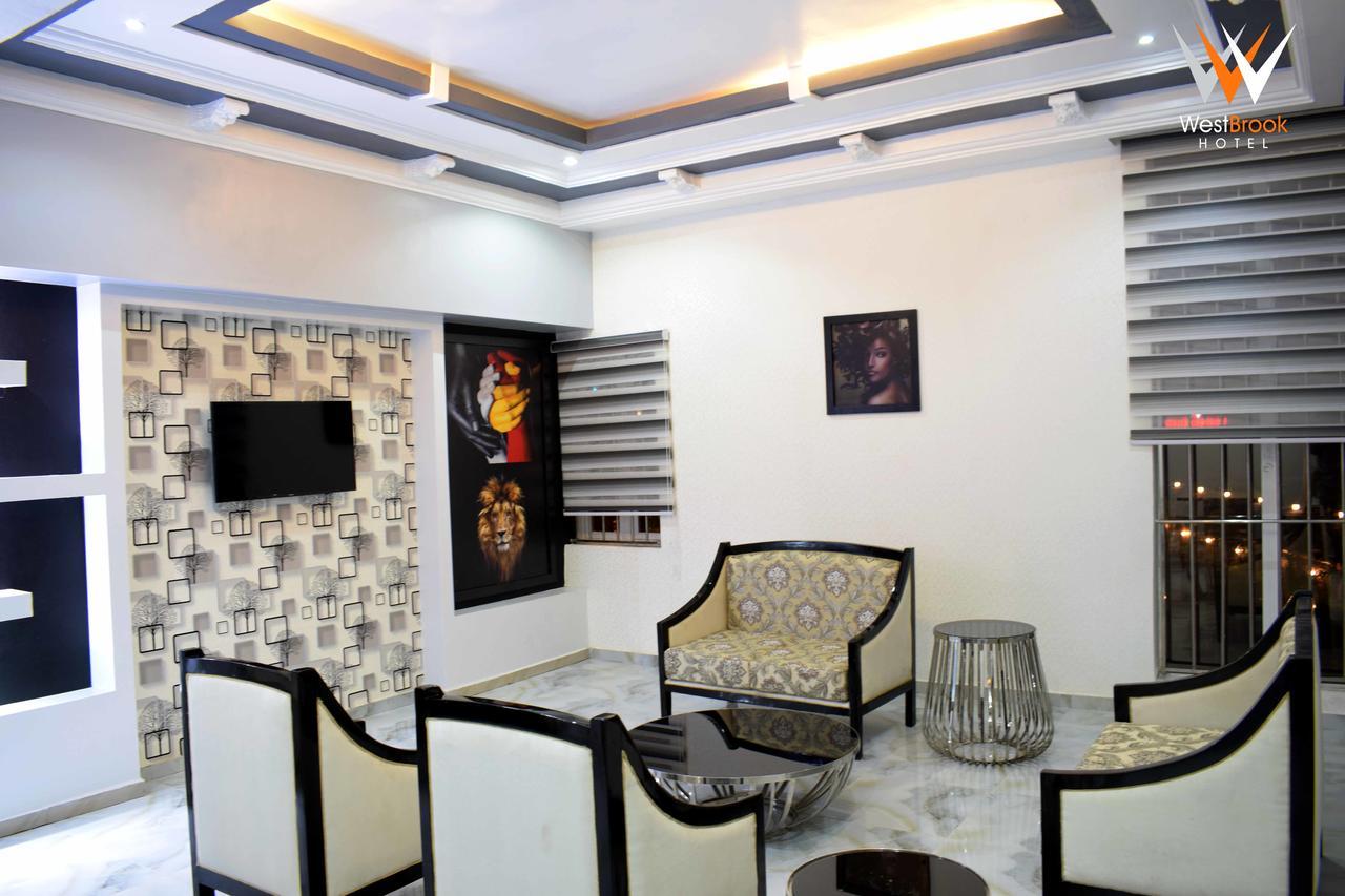 Westbrook Hotel Owerri Exteriér fotografie
