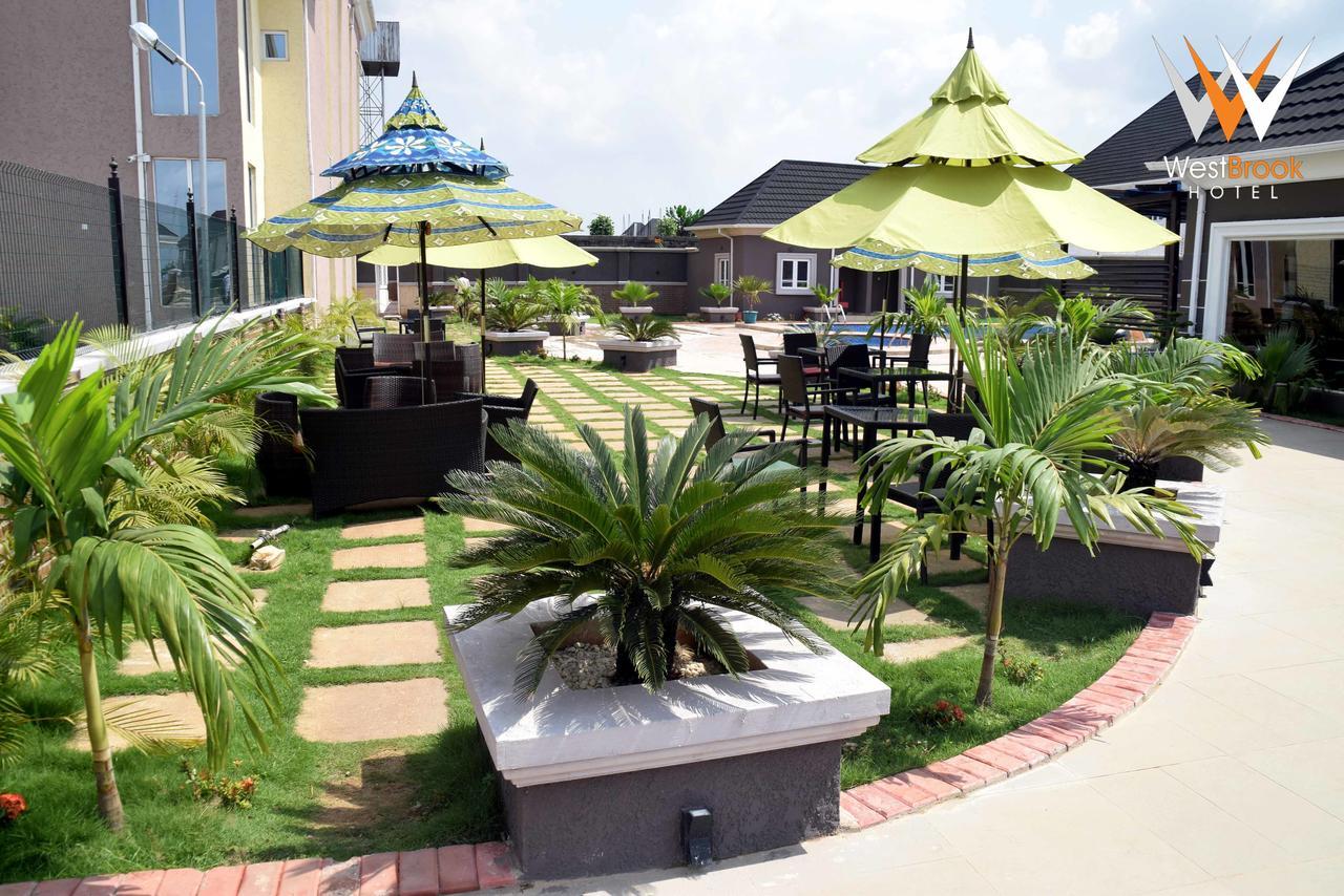 Westbrook Hotel Owerri Exteriér fotografie